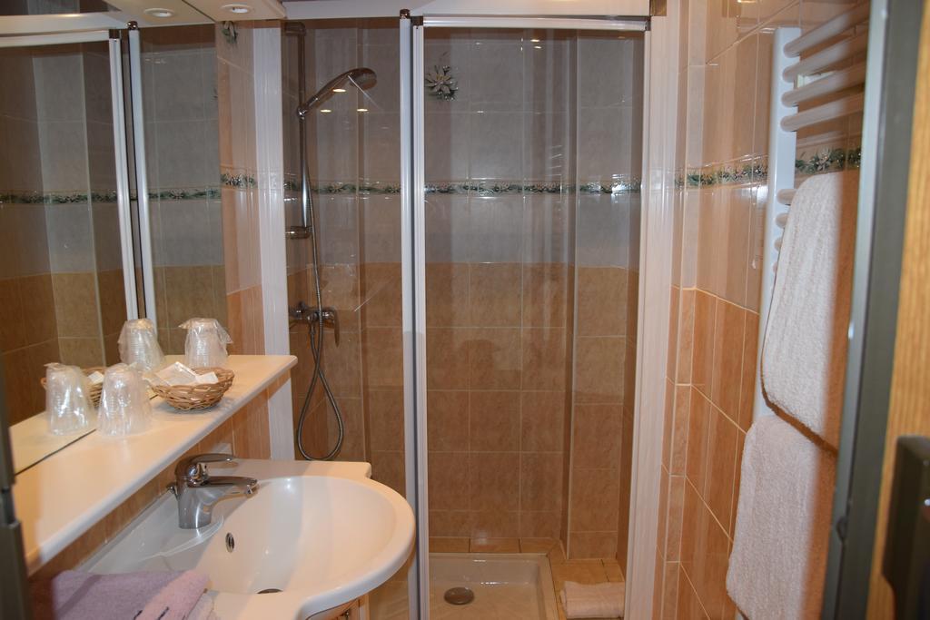 Hotel Bellevue Ayse 외부 사진